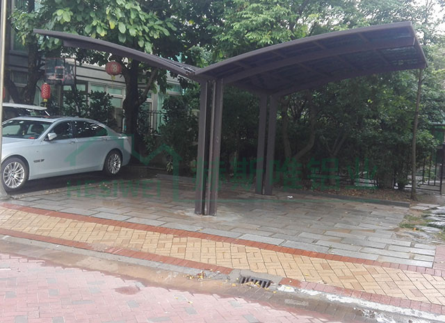 廣州市番禺珊瑚彎畔悅海街8號(hào)車棚 - 謝小姐