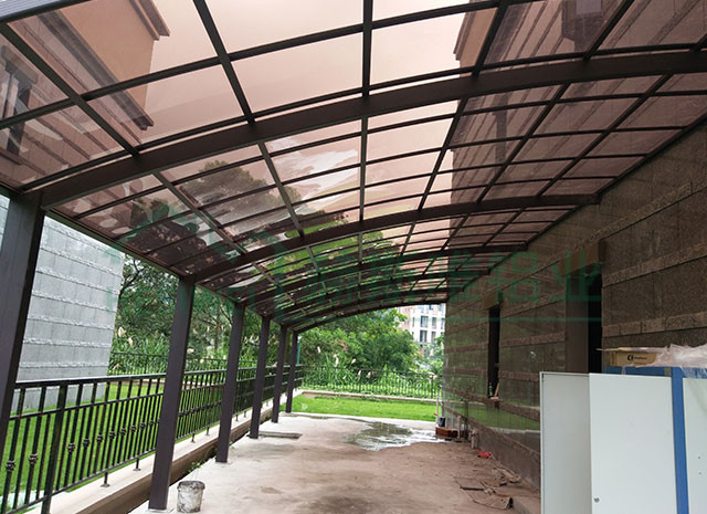 廣東省東莞市塘廈車(chē)棚--曲先生