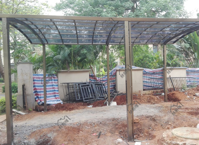 ?？诟涣τ? 何先生