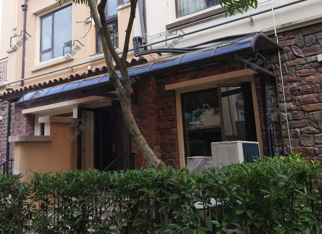 江蘇宜興市龍湖紫云臺(tái) 王小姐