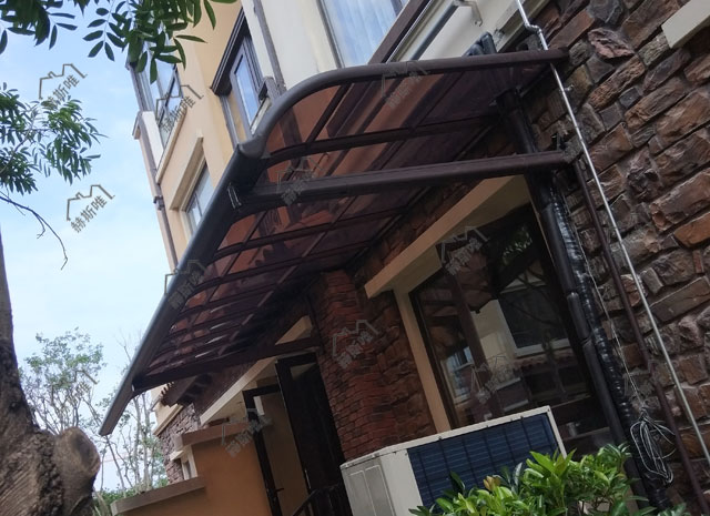 江蘇宜興市龍湖紫云臺(tái) 王小姐