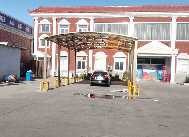 合抱型車(chē)棚