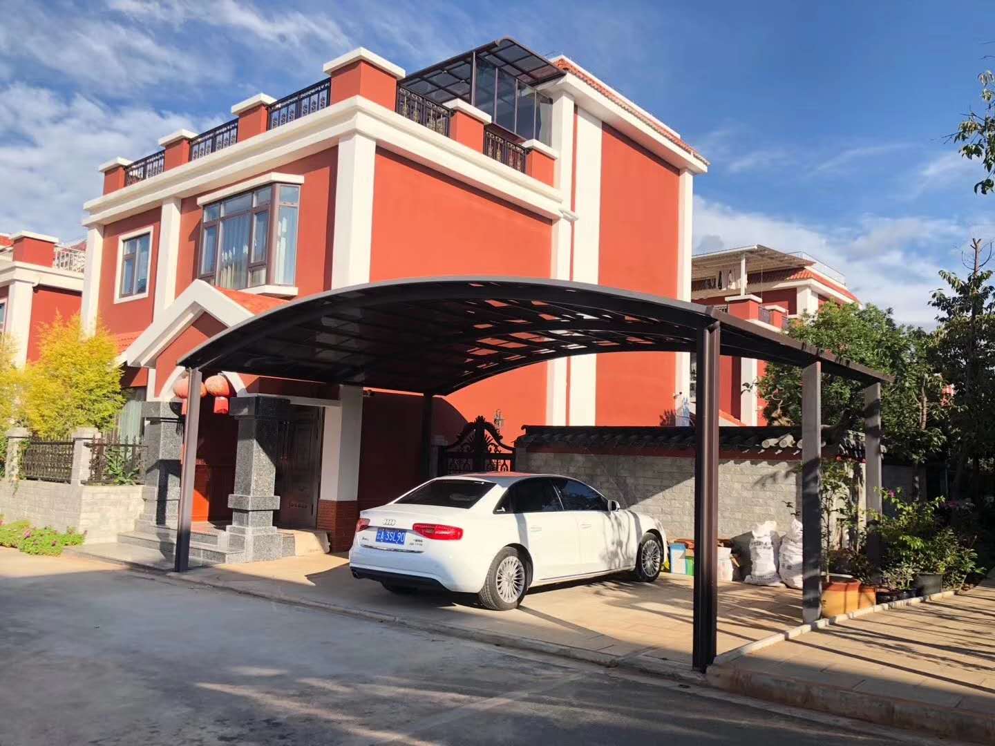 怎么加強(qiáng)鋁合金車(chē)棚的質(zhì)量